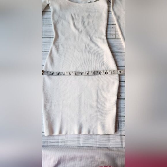 Superdown Kattie Cut Out Dress Off White Size XS - Picture 11 of 14
